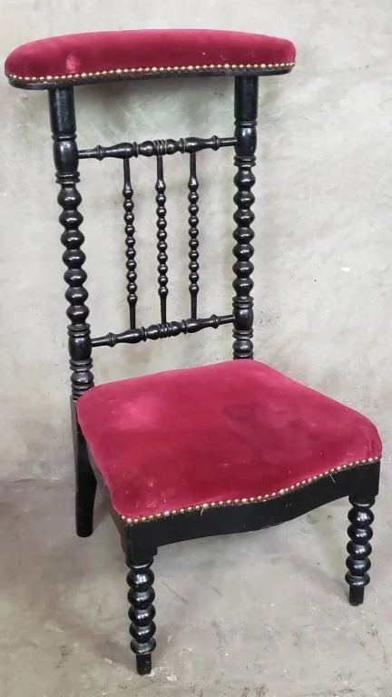 165 Napoleon III-style ebonized prie-dieu chair.jpg