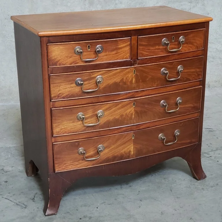 108_Lot_242_Antique_mahogany_chest_of_drawers.jpg