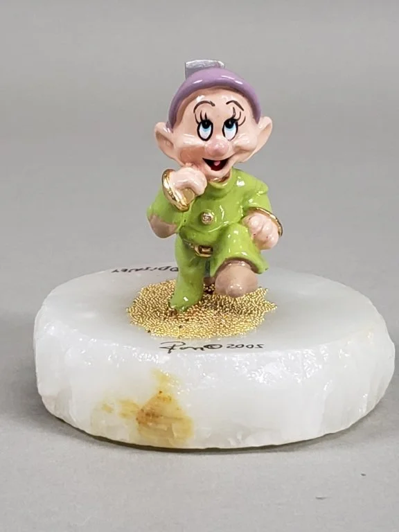 161_Rank_161_Lot_218_Ron_Lee_signed_Disney_sculptures_on_an_onyx_base.jpg