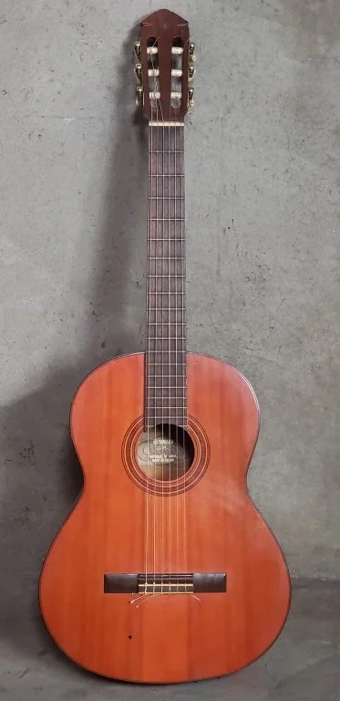 027_Lot_202_Yamaha_G_55_acoustic_guitar.jpg