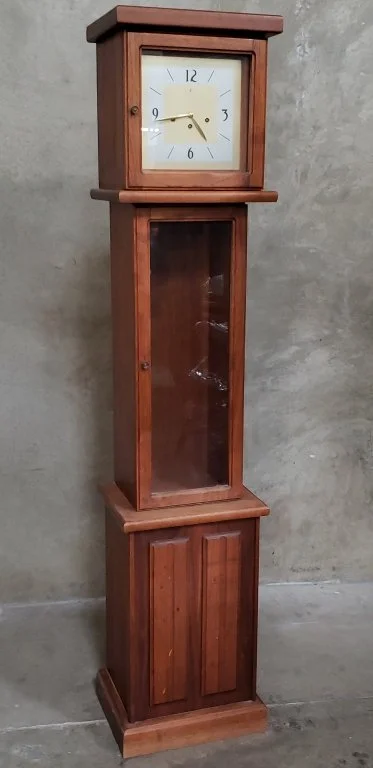 034 - 481 Franz Hermle walnut floor clock with wind up key.jpg
