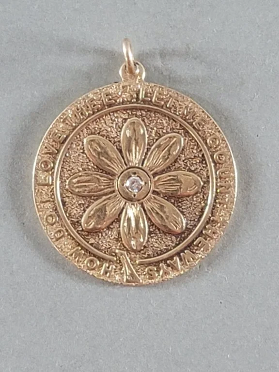 008_Lot_594_Vintage_Merrin_14k_gold_and_diamond_Let_Me.jpg