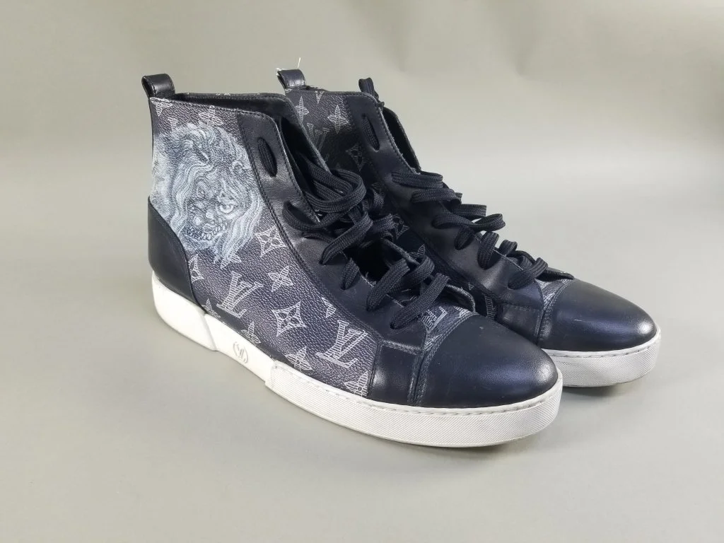 032_Lot_183_Louis_Vuitton_monogram_lion_high-top_sneakers.jpg