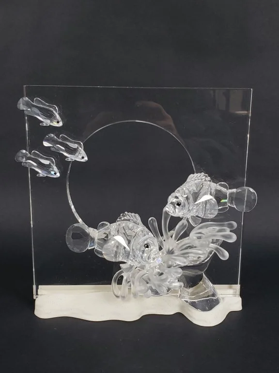 088_Lot_79_Signed_Swarovski_crystal_Harmony_figurine.jpg