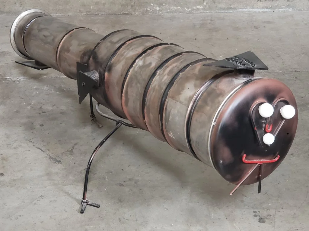 92 Bernard Hanes metal art sculpture.jpg