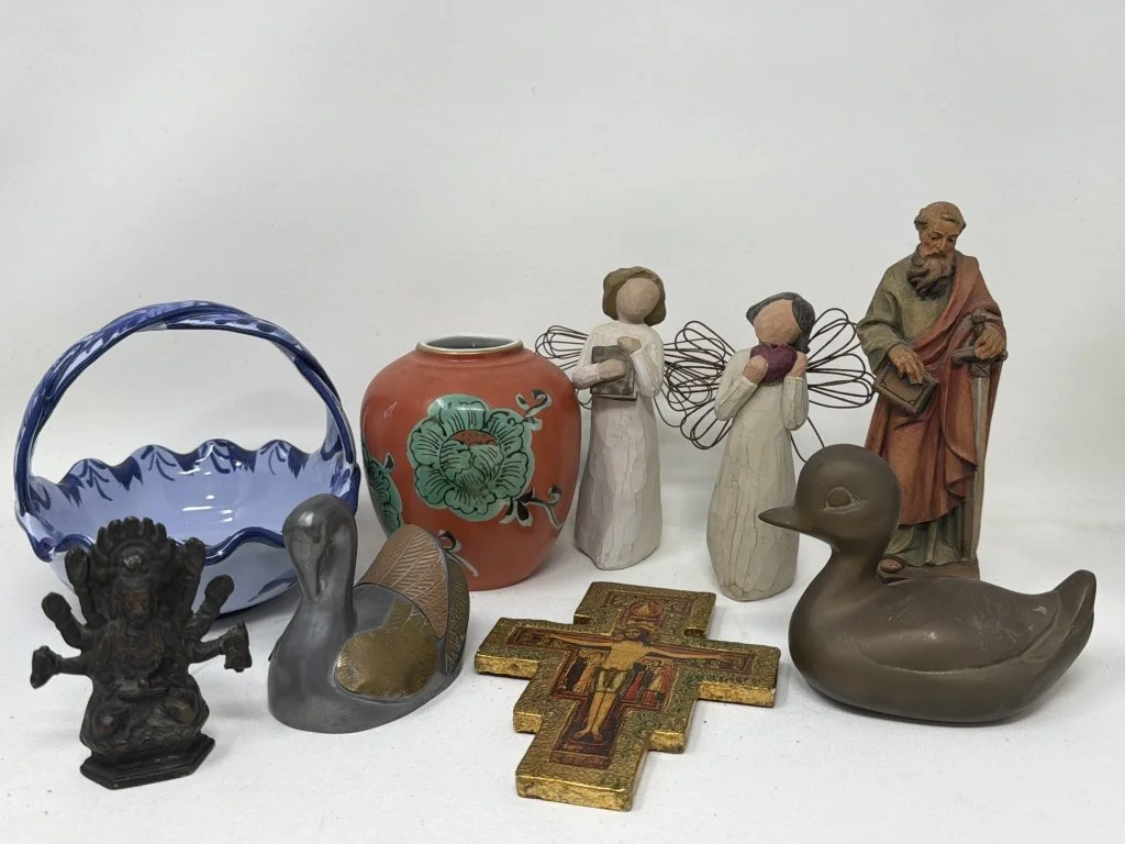 176_Rank_176_Lot_398_Box_of_miscellaneous.jpg