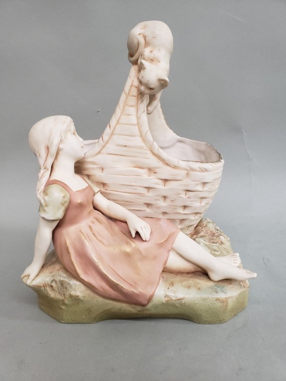 147_Lot_576_Royal_Dux_porcelain_figural_centerpiece.jpg