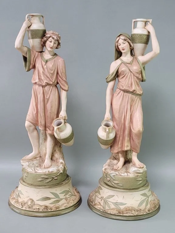 030_Lot_615_Pair_of_Royal_Dux_style_porcelain_figural_lamp.jpg