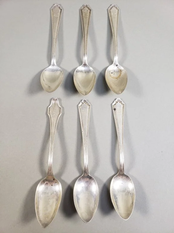 093_Lot_7_Group_of_Hallmark_sterling_silver_spoons.jpg