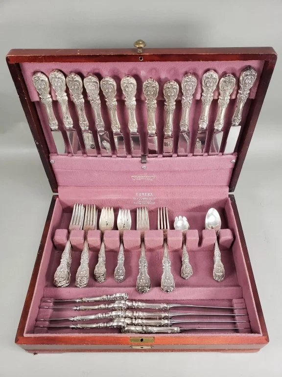 004_Lot_259_63-piece_Reed_and_Barton_sterling_silver_flatware_set.jpg