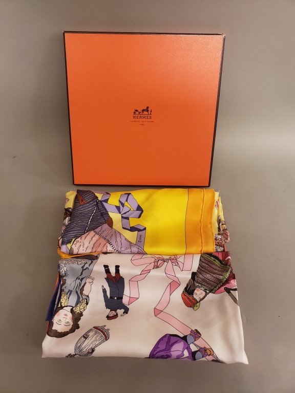 042_Lot_427_Pair_of_Hermes_silk_scarves.jpg
