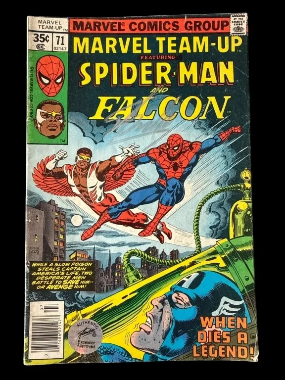 033_Lot_393hu_Stan_Lee_signed_comic_book.jpg