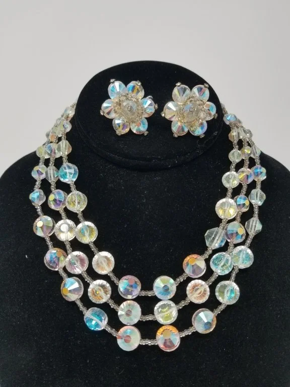 166 - 110 Vintage signed Vendome crystal necklace.jpg