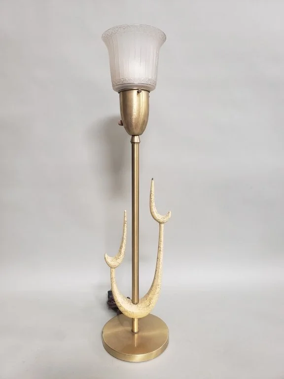 374 Mid-century Modern Rembrandt table lamp.jpg