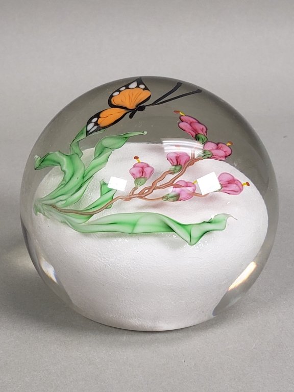 145 - Lot 186 - Signed Abelman art glass paperweight.jpg