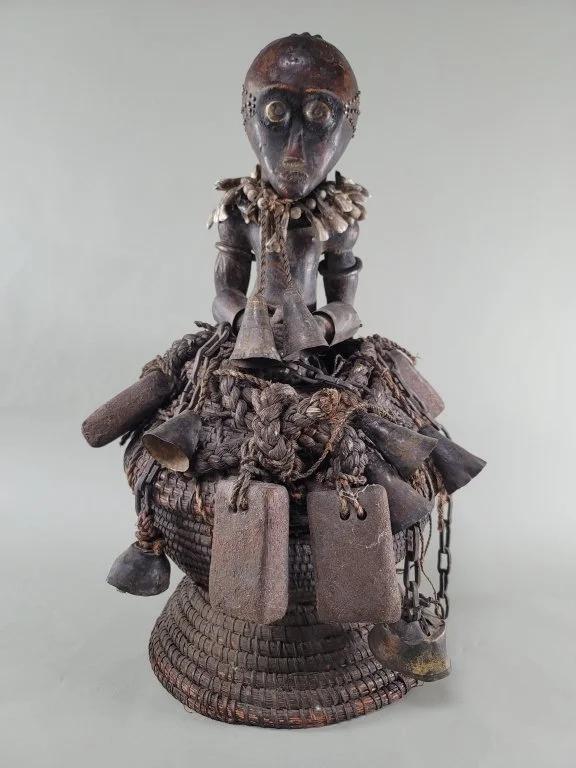 130 - Lot 121 - Vintage traditional African medicine basket.jpg