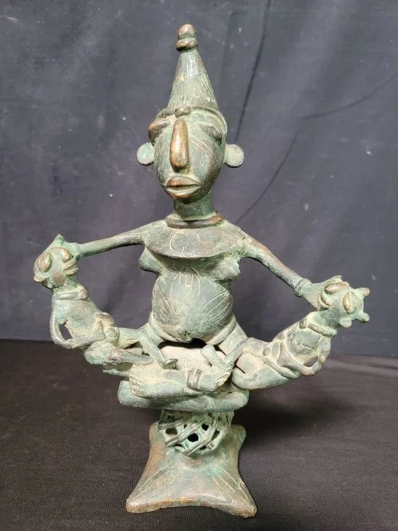 171 - Lot 169 - Vintage African Tikar bronze sculpture.jpg