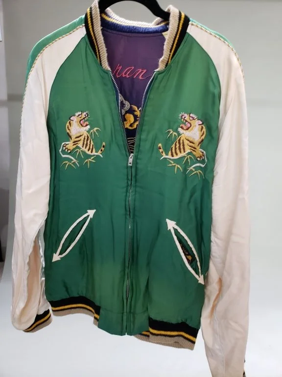 016_Lot_206_Tailor_Toyo_Tiger_Eagle_Dragon_reversible.jpg