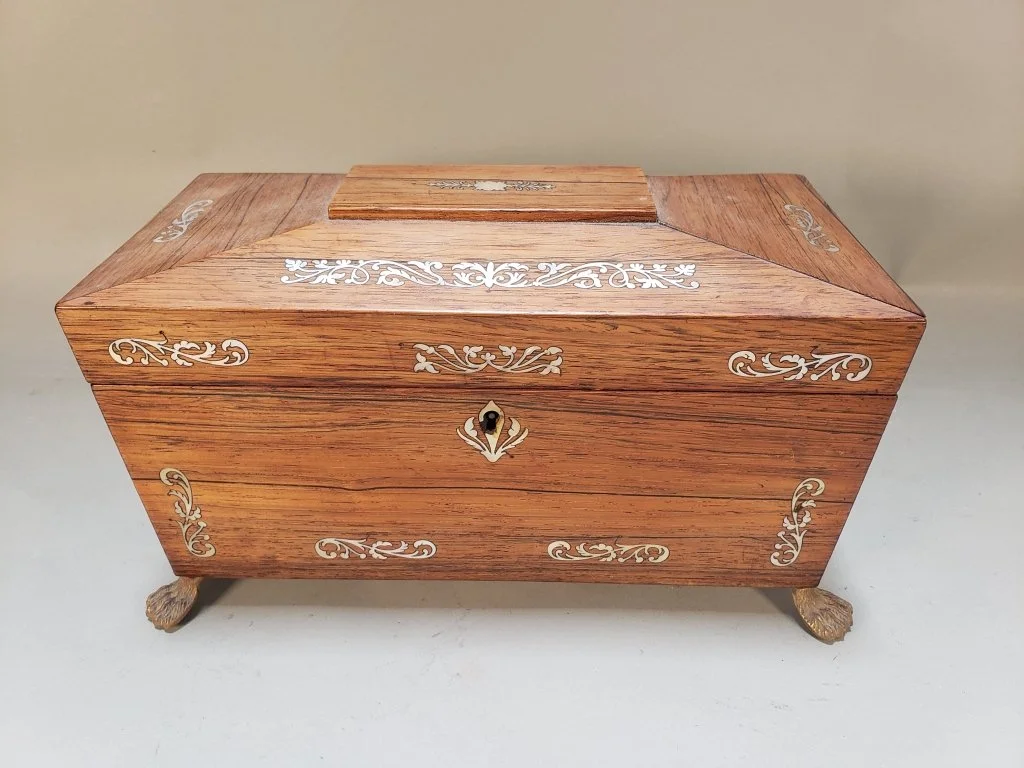 076_Lot_662_Antique_English_Regency_style_tea_caddy_with.jpg