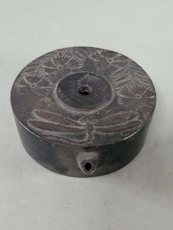 364 Vintage bronze calligraphy water dropper.jpg