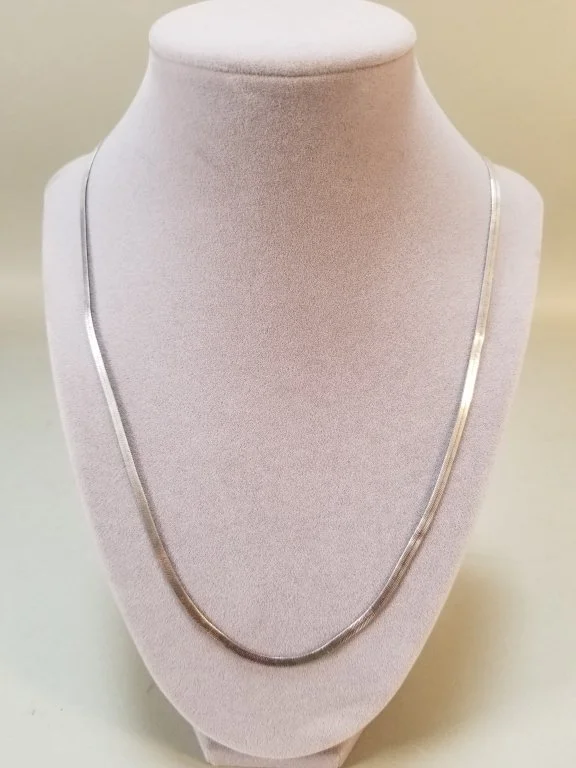 145_Lot_308_Sterling_chain_necklace.jpg