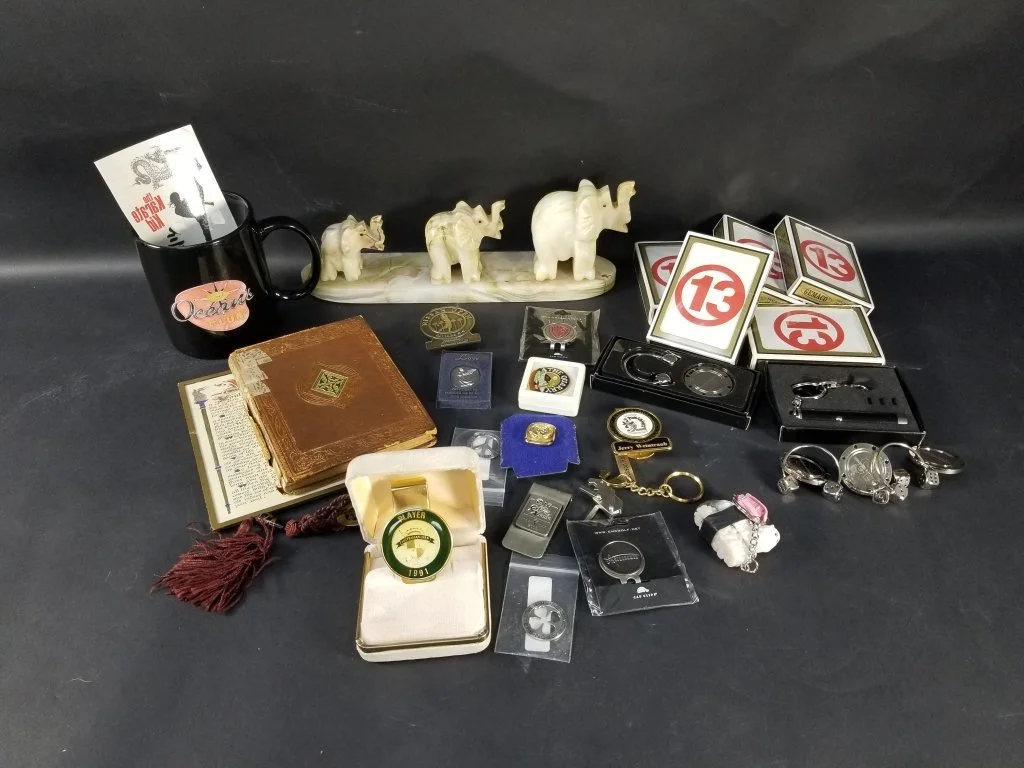 132_Lot_581_Box_of_miscellaneous_Ocean_13_poker_cards_key.jpg