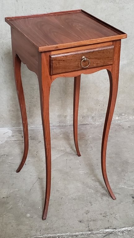 170_Lot_151_Louis_XV-style_fruitwood_side_table.jpg