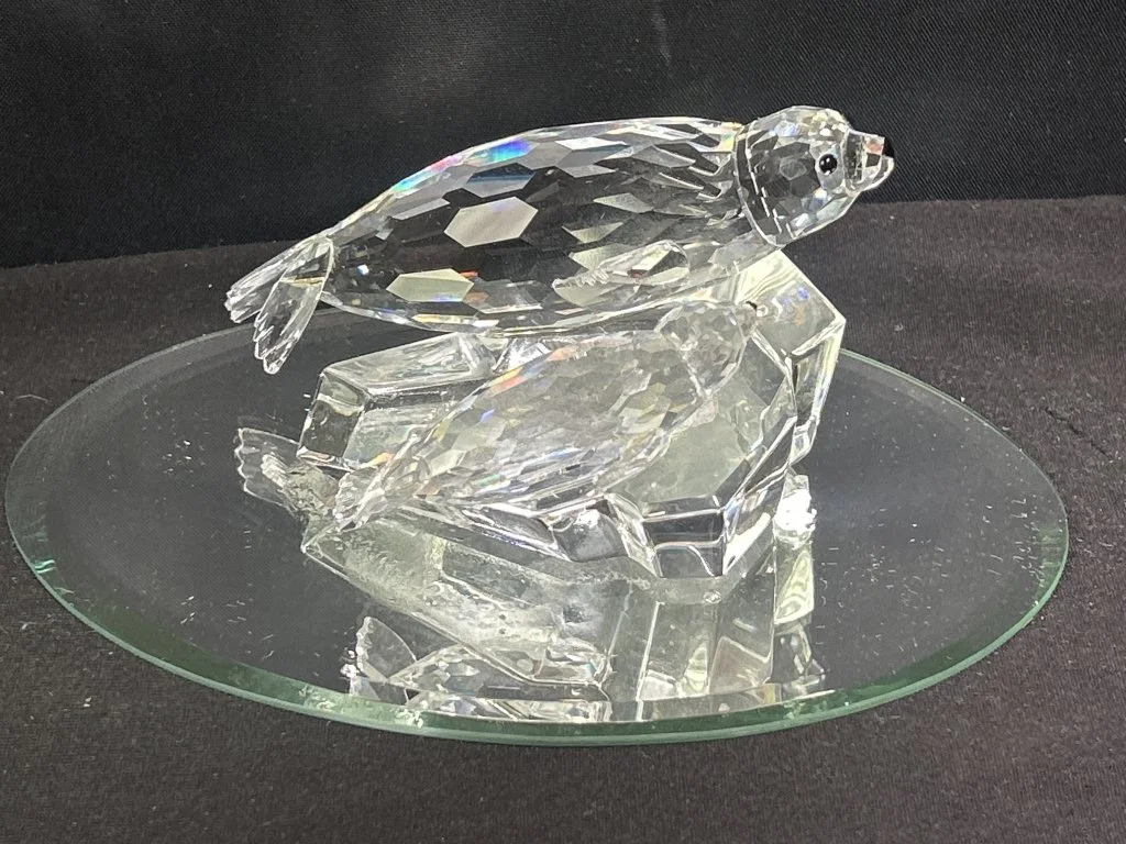 090_Lot_87_Swarovski_Annual_Edition_Save_Me_crystal_figurine.jpg