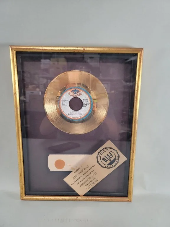 021_Lot_468_Framed_vintage_RIAA_Certified_Gold_Single_sales.jpg