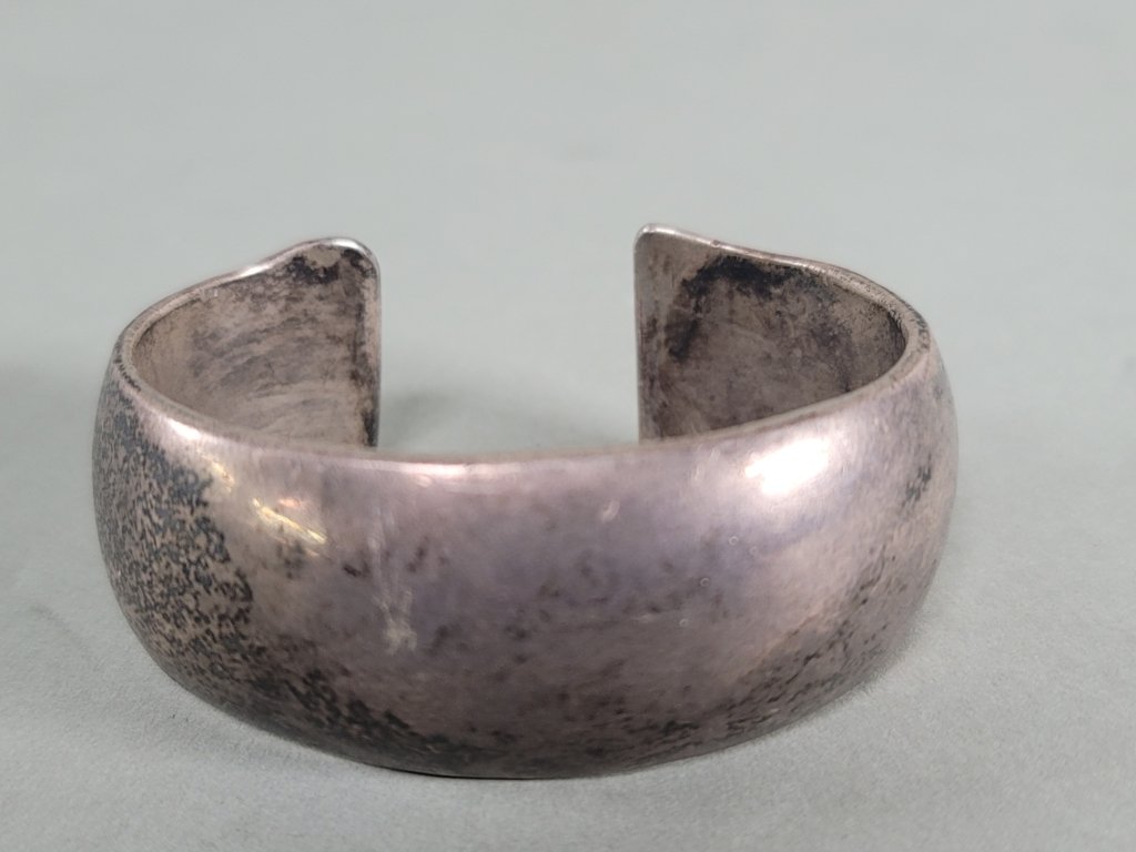 539 Vintage silver bracelet.jpg