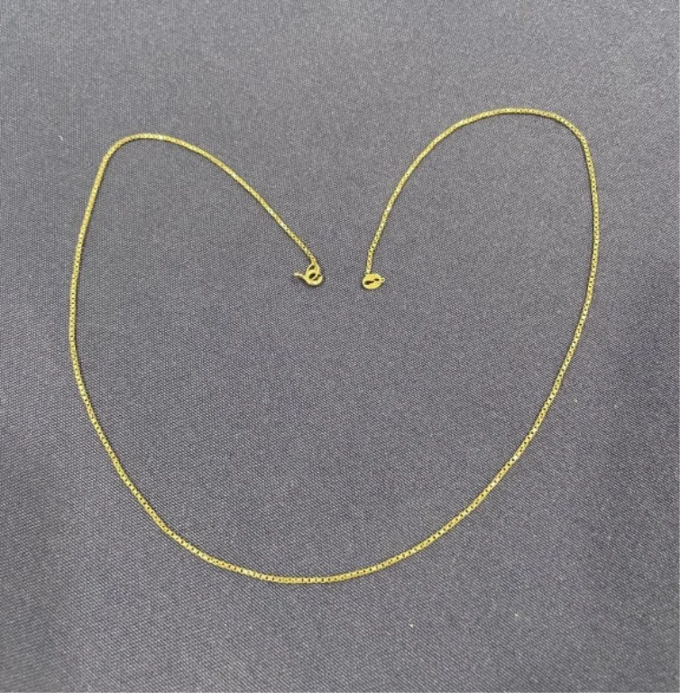 055_Lot_445h_14_karat_gold_chain.jpg