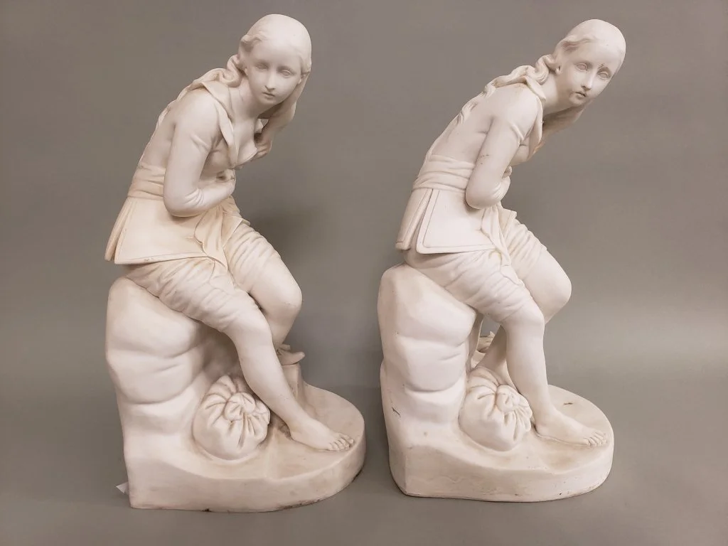 040_Lot_607_Pair_of_John_Beci_Minton_parianware.jpg