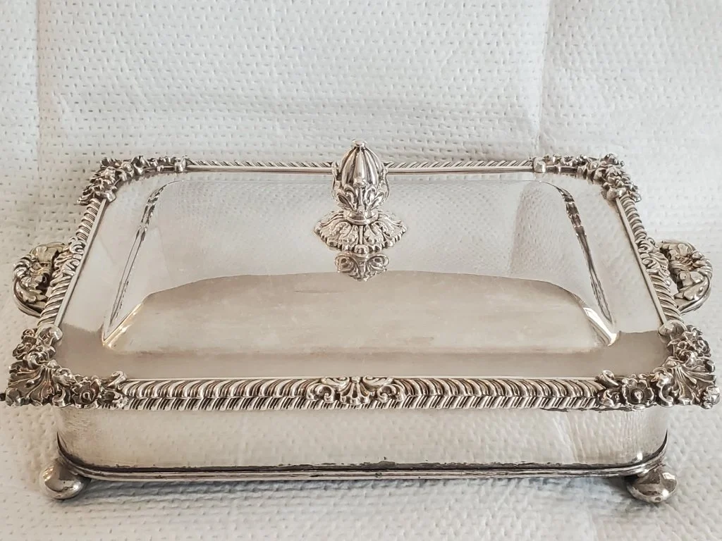 161_Lot_414h_Antique_silver_plate_British_dish_warmer.jpg