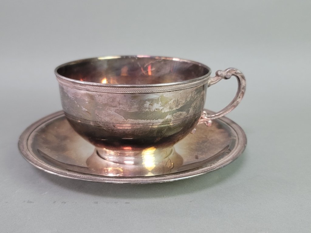 022_Lot_481_Silver_cup_and_saucer.jpg