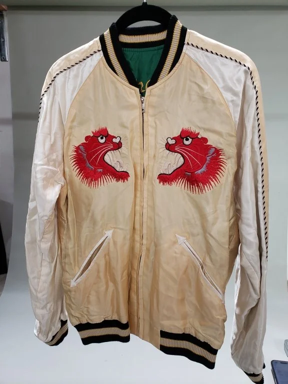 026_Lot_205_Tailor_Toyo_Red_Tiger_x_Gold_Dragon_reversible.jpg