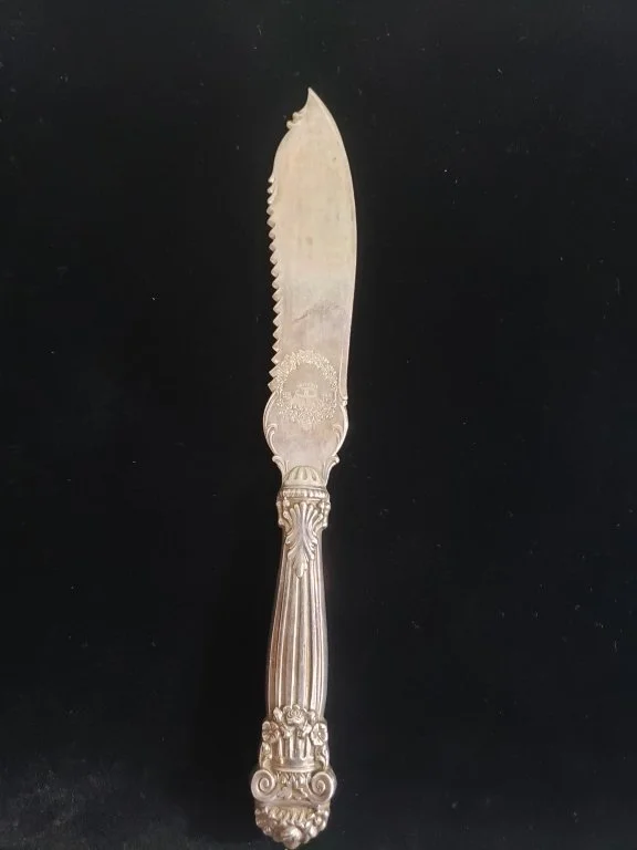 138 - Lot 475 - Sterling silver cake knife.jpg