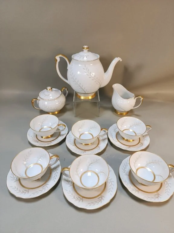 136 - 174 Mid-century Japanese porcelain Pearl Rice.jpg