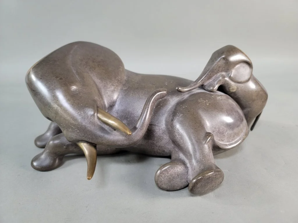 011_Lot_685_Loet_Vanderveen_bronze_lounging_elephants_sculpture.jpg