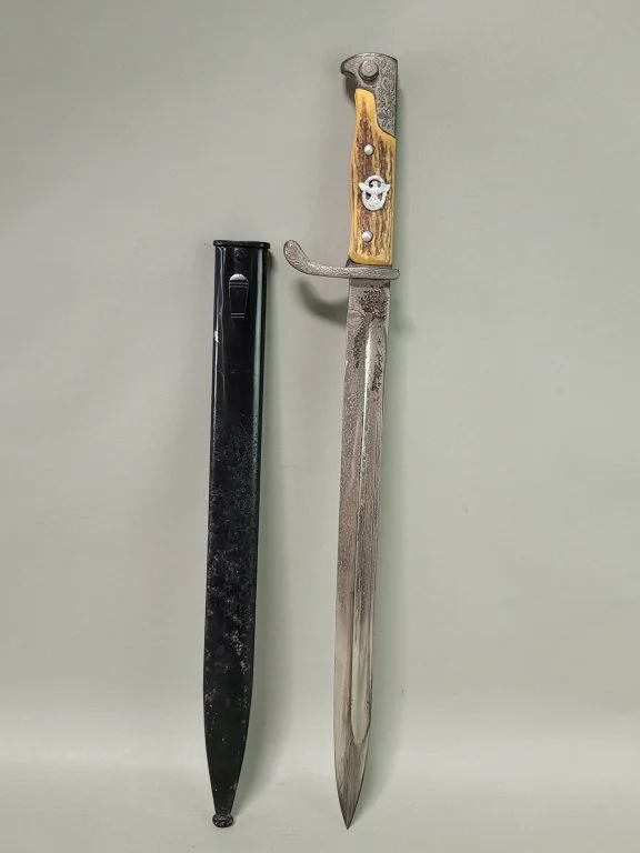 086_Lot_101_Simson_and_Co_SUHL_German_bayonet.jpg
