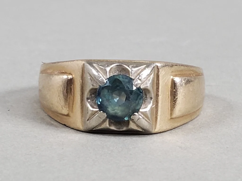 027_Rank_027_Lot_245_14k_gold_and_topaz_ring.jpg