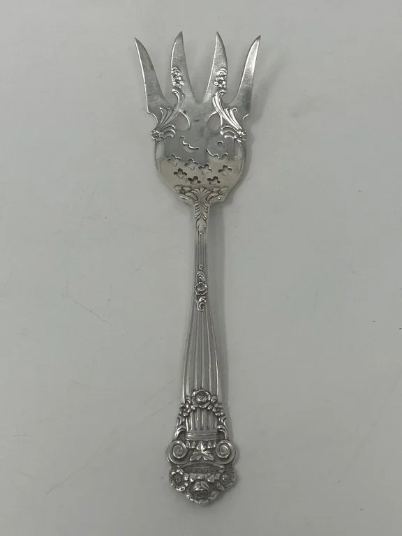 189 - Lot 219 - Sterling silver serving fork.jpg