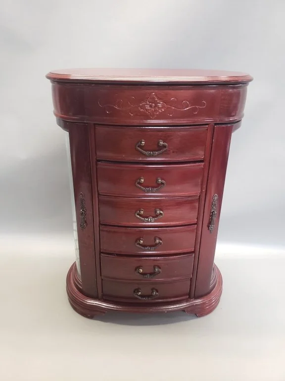 131_Lot_573_Mahogany_jewelry_cabinet_with_etched_glass_side.jpg