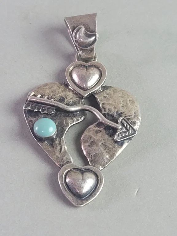 079 - Lot 261 - Sterling silver (Mexico) hand hammered broken.jpg