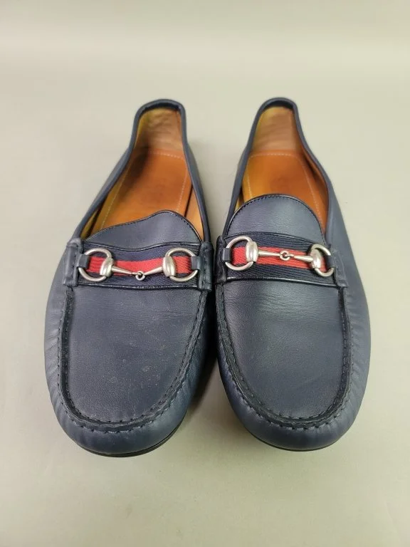 148_Lot_404_Gucci_navy_blue_loafer.jpg