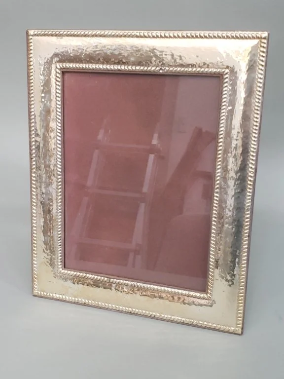 052_Lot_441_Vintage_sterling_silver_picture_frame.jpg