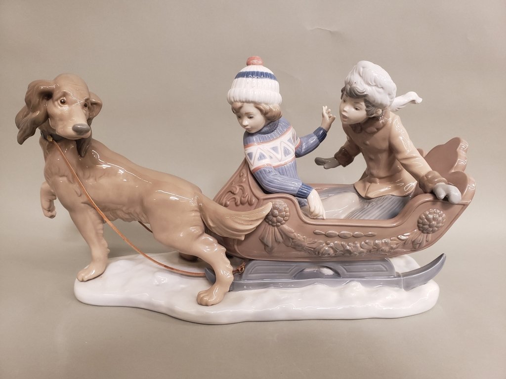 045_Lot_108_Lladro_Sleigh_ride_porcelain_figurine.jpg