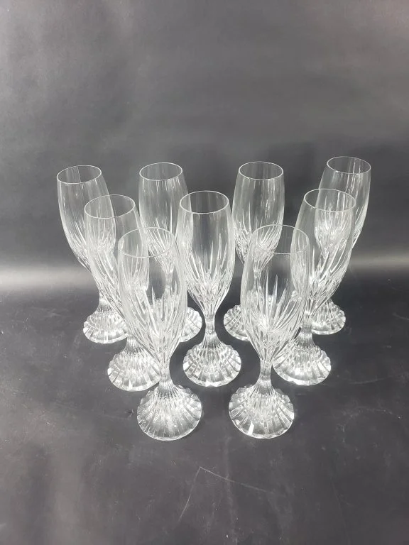 050 - Lot 208 - 9 Baccarat crystal flute glasses.jpg