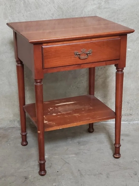 051_Rank_051_Lot_181_Stickley_cherry_wood_single-drawer_nightstand.jpg