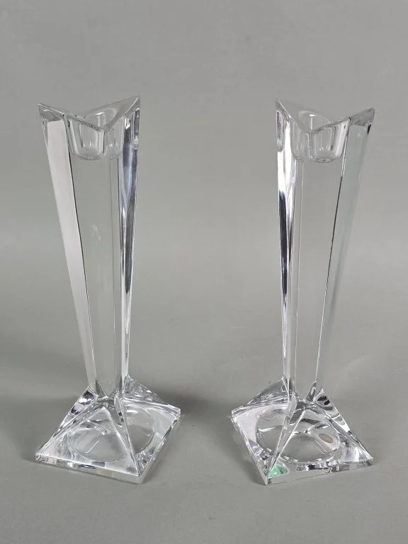 095_Lot_76_Pair_of_Rosenthal_crystal_candle_holders.jpg