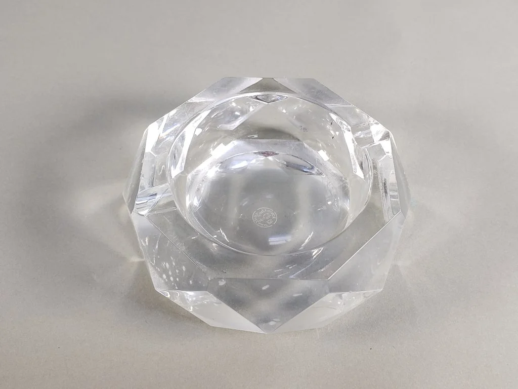147 - Lot 343 - Baccarat crystal ashtray.jpg